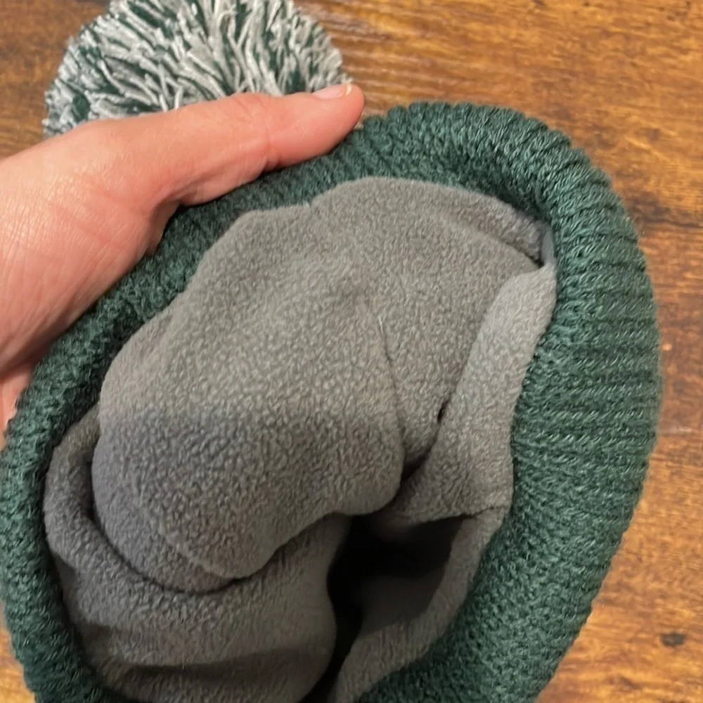 Winter  green wolf  New Hampton hat